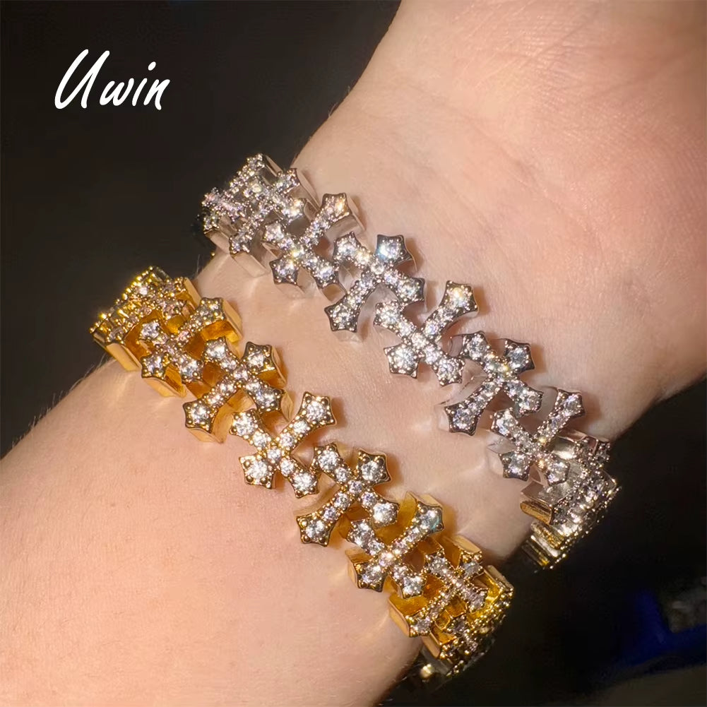 Unisex Luxury 18K Gold Plated Mini Cross Bracelet 5A Zircon Cluster Chain Link Charm for Men Women Fashionable Accessory