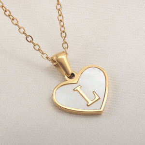 26 Letter Heart-shaped Necklace White Shell Love Clavicle Chain Fashion Necklace For Women Jewelry Valentine's Day