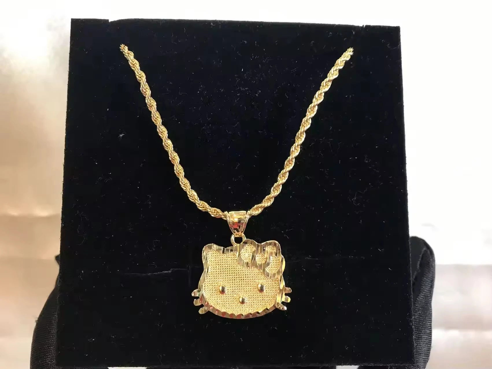Customized Stainless Steel 18K Gold Plated Cute Cat Cartoon Character Pendant Necklace Trendy Link Chain Women'S Gift
