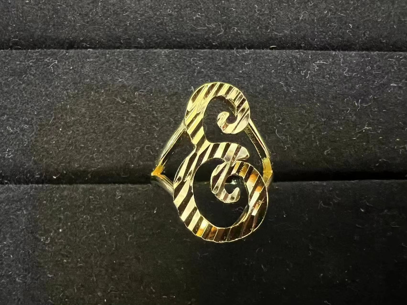 Dropshipping Custom Fashion Jewelry 18K Gold Plated Stainless Steel Geometric Trendy Cartoon Pendant Women'S Wedding Gift Ring